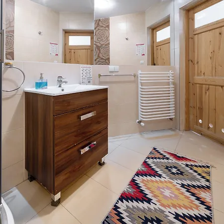 Apartment Rentplanet - Smrekowa *