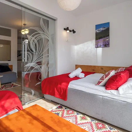 Apartment Rentplanet - Smrekowa *